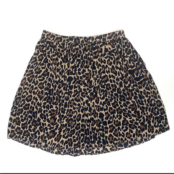 J.Crew Animal Print Pleated Skirt, size 10 - Picture 3 of 8